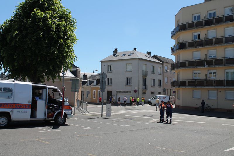 BOUSSINIERE COURIR AU MANS 17